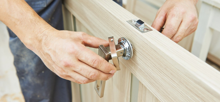interior door repair Lake Forest